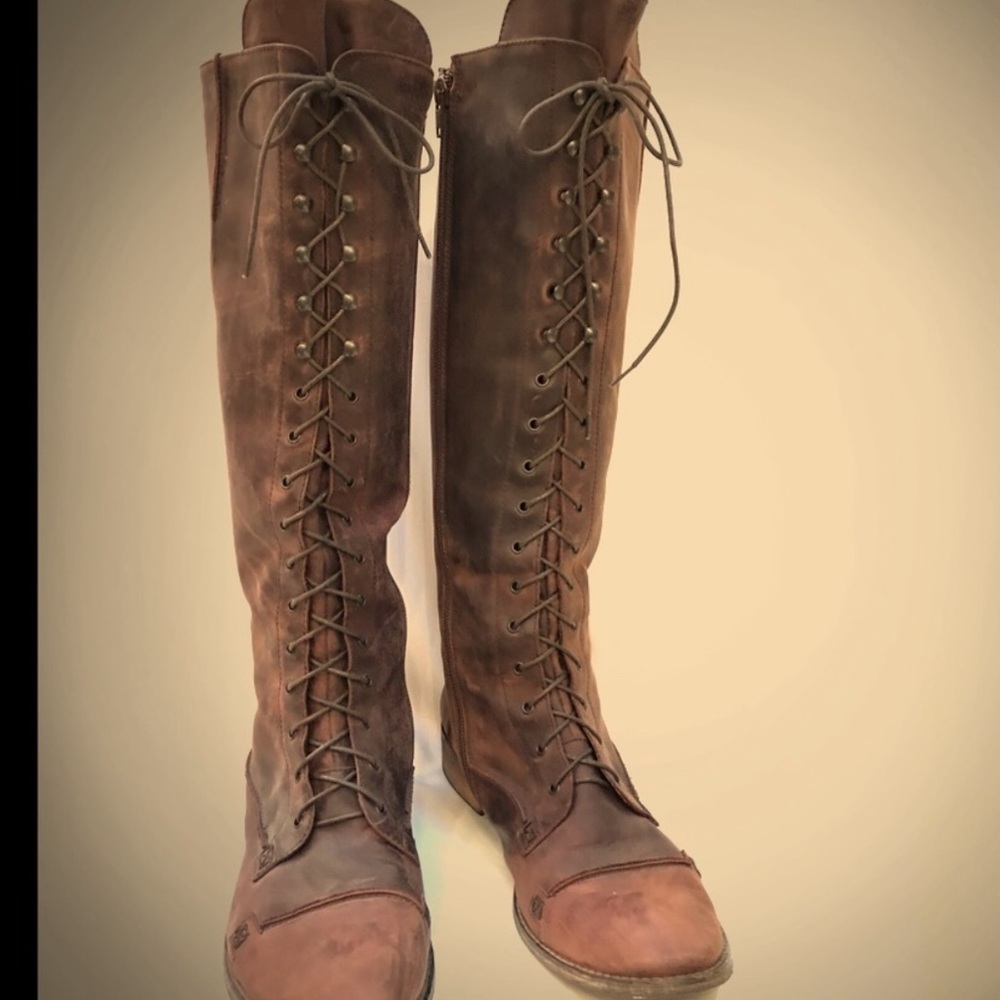 Charles Davis Regiment Lace up boots